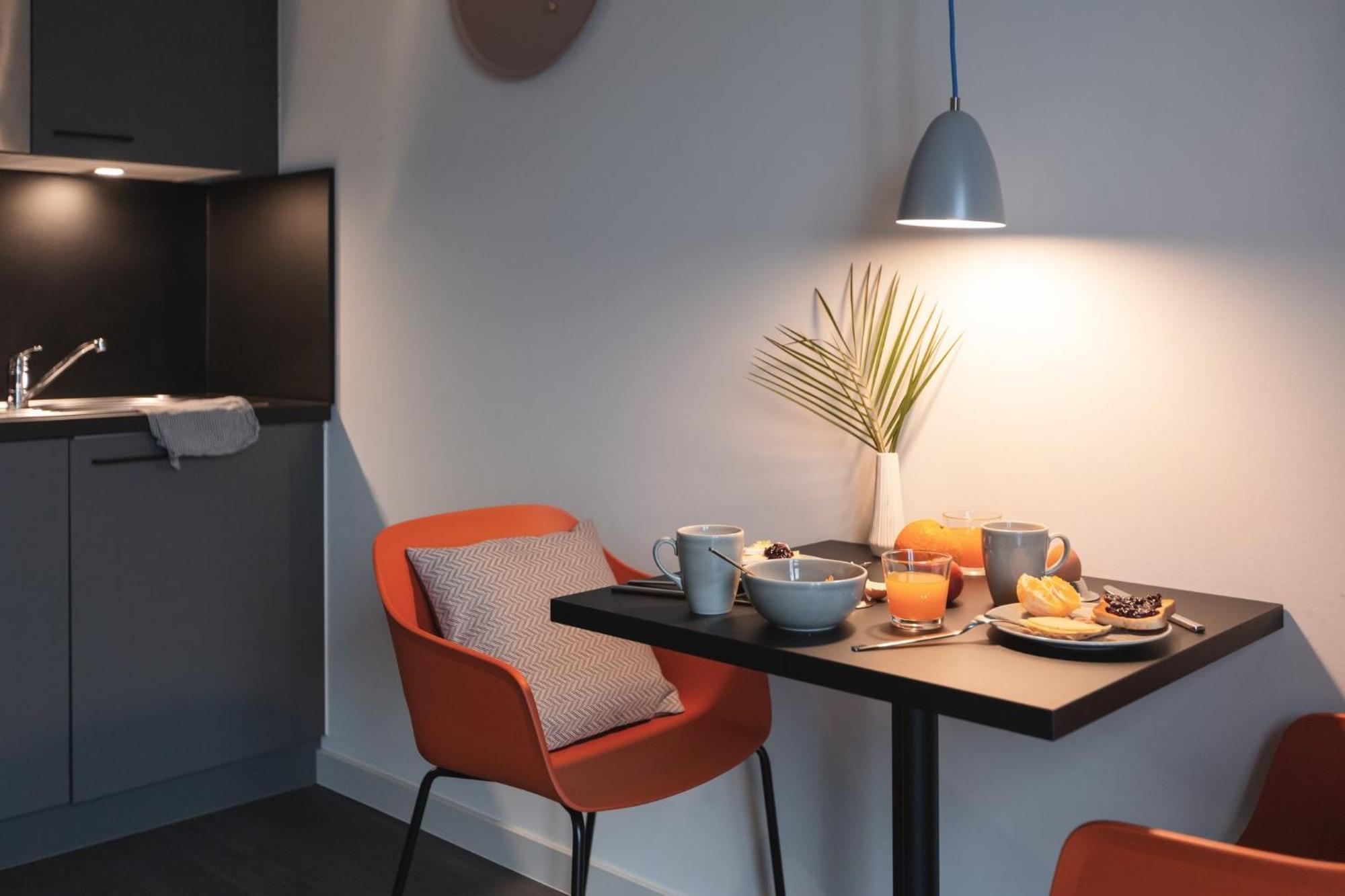 Candlewood Suites Berlin Charlottenburg By Ihg Bagian luar foto